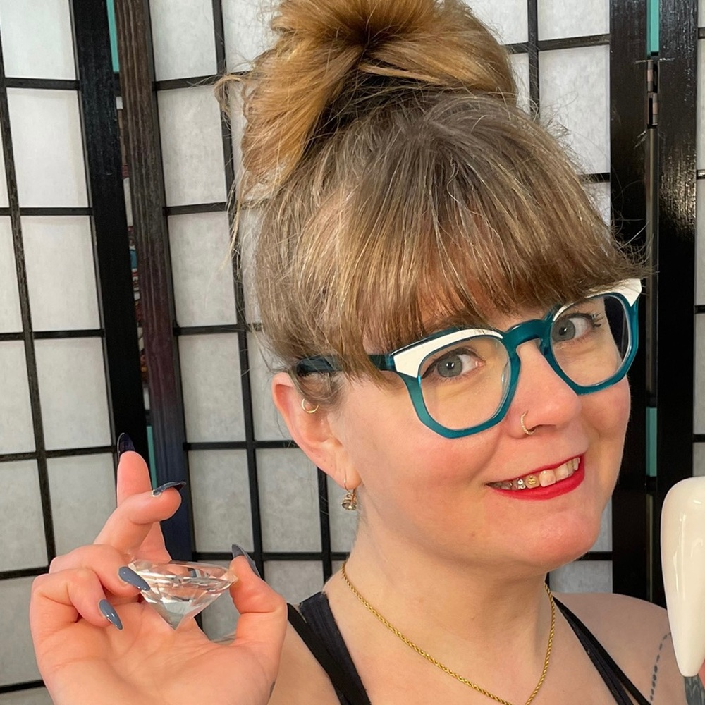 Meet your Posher, Shannon